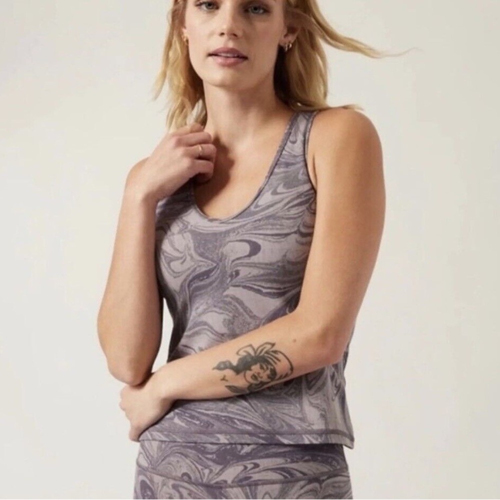 Athleta Transcend Tank Grey Marble #882334
